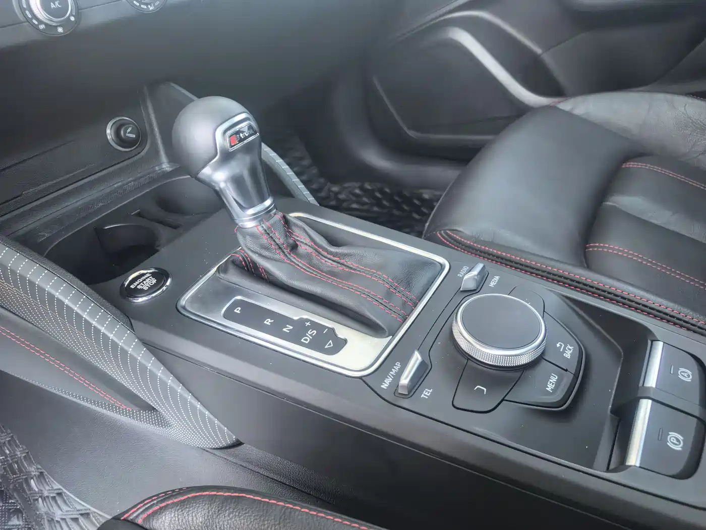 Audi Q2L 2022 35 TFSI Fashion Dynamic фото 9