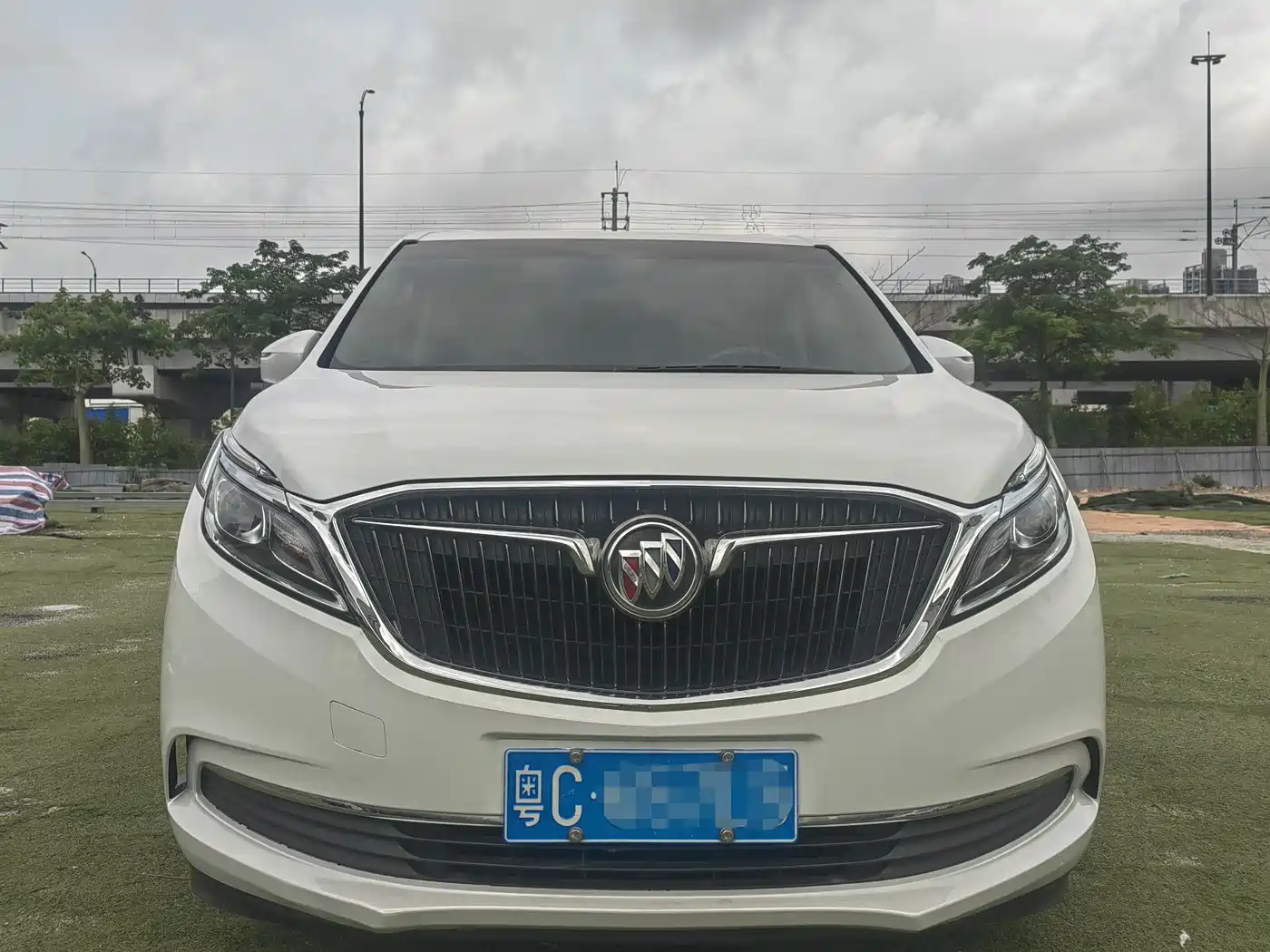 Buick GL8 2018 ES 28T Comfort Type China VI фото 3