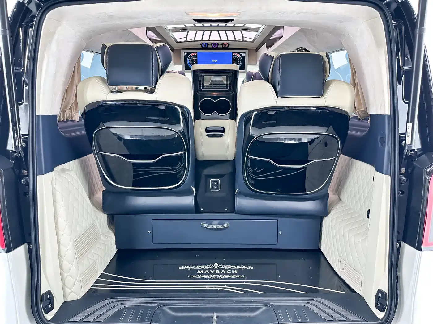 Mercedes-Benz Vito 2021 2.0T Business Edition 7-seater фото 15