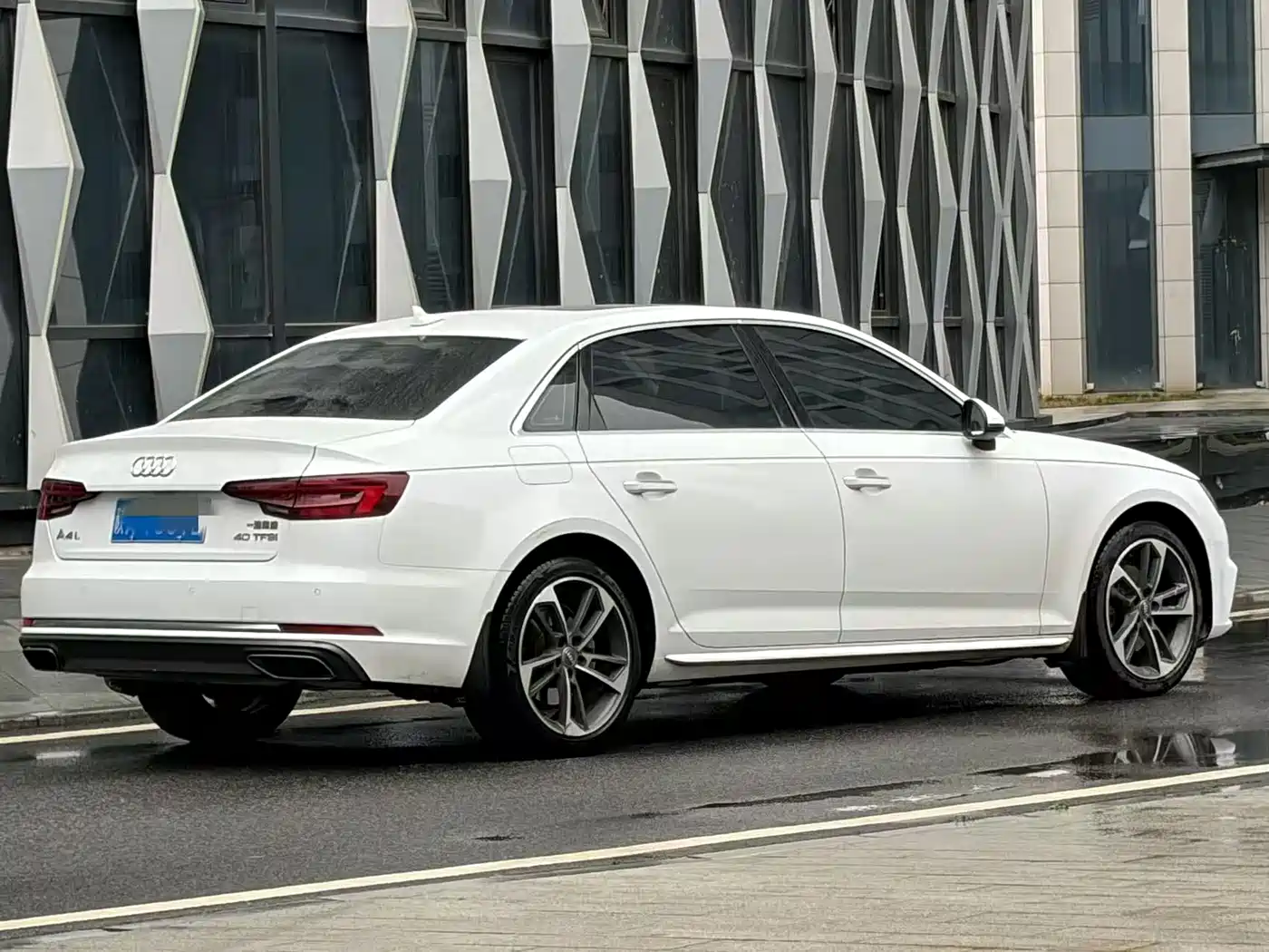 Audi A4L 2019 40 TFSI Progressive (China VI) фото 4