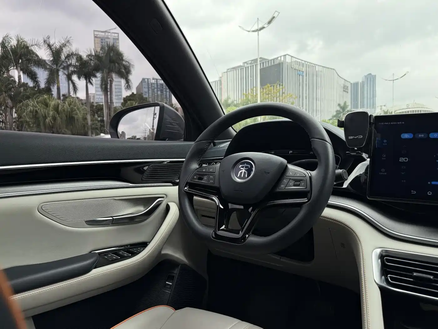 BYD Song PLUS PHEV 2021 DM-i 110KM Flagship фото 7