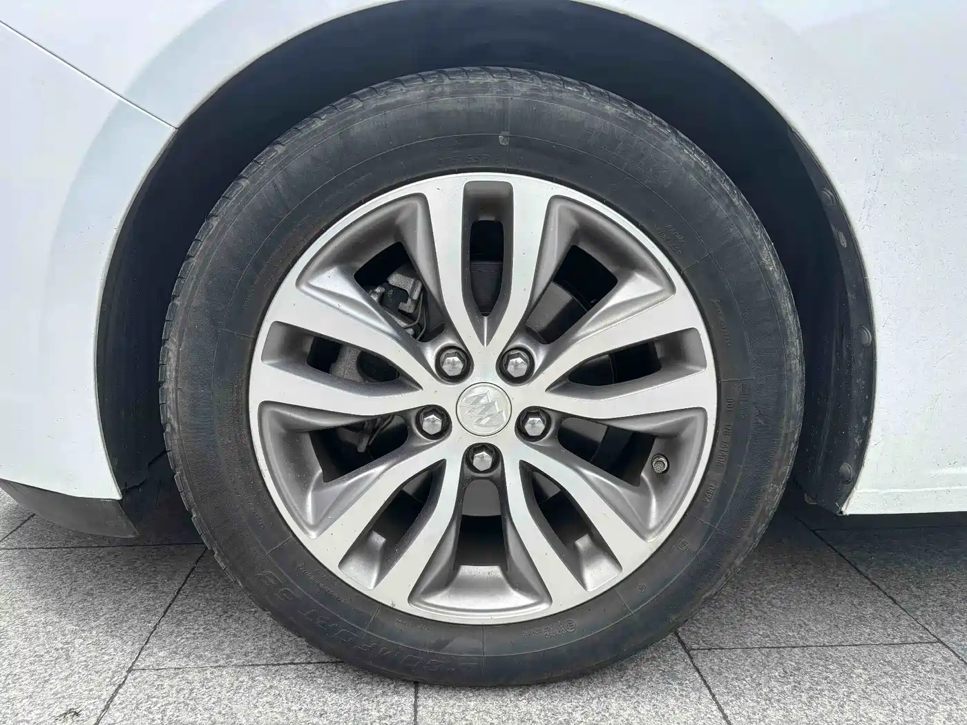 Buick Excelle 2021 1.3T Auto Mild Hybrid Elite фото 4