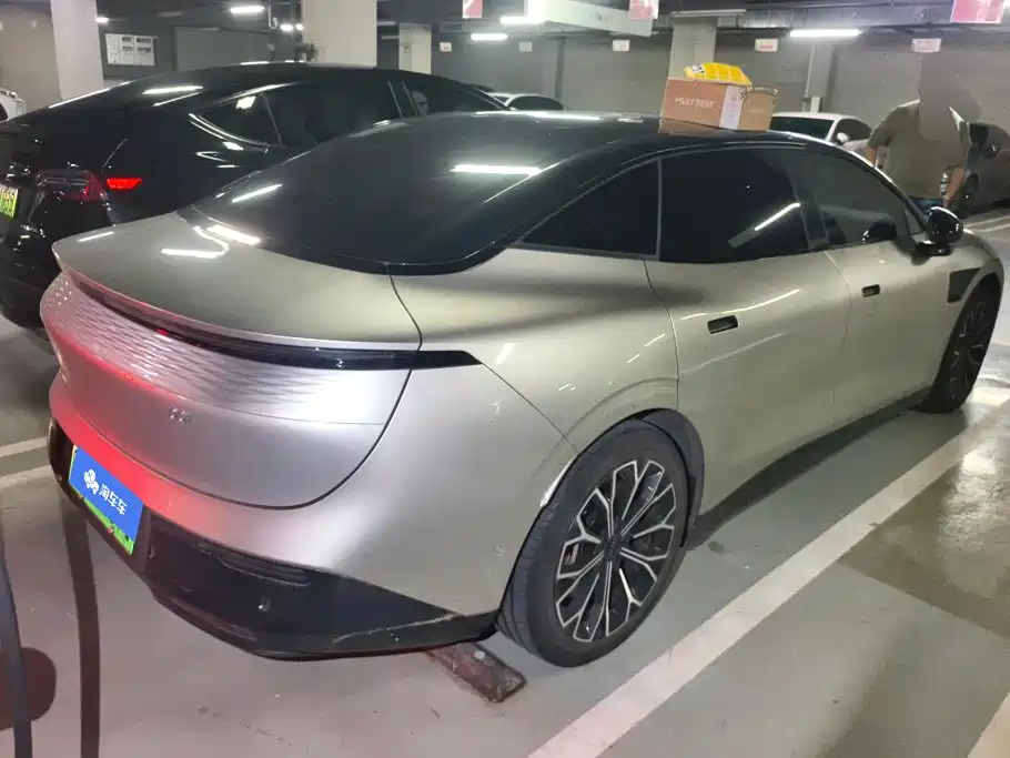 2024 ZEEKR 007