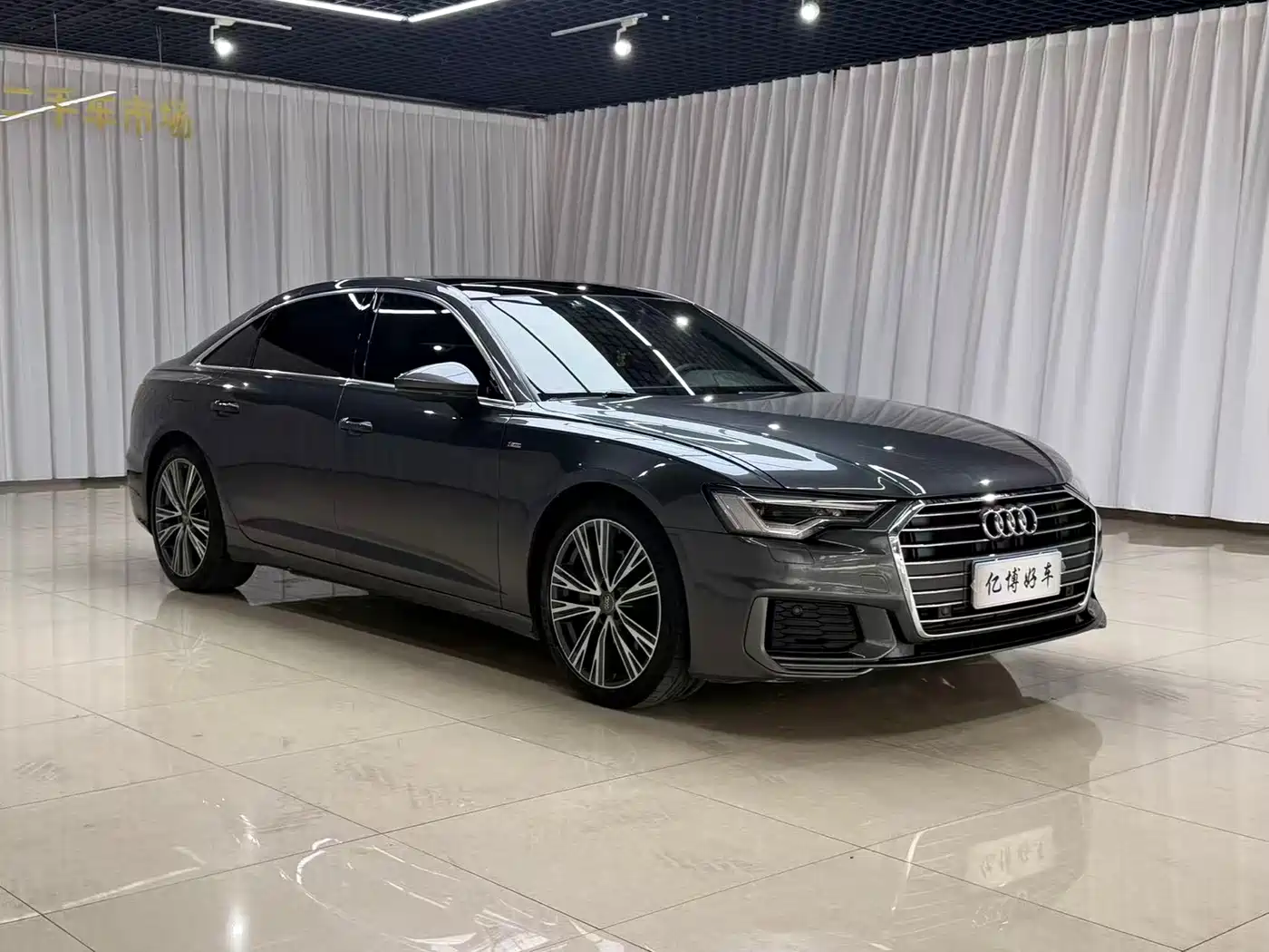 Audi A6L 2021 40 TFSI Luxury Elegance фото 3