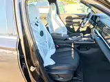 Фото 25 - Geely Monjaro