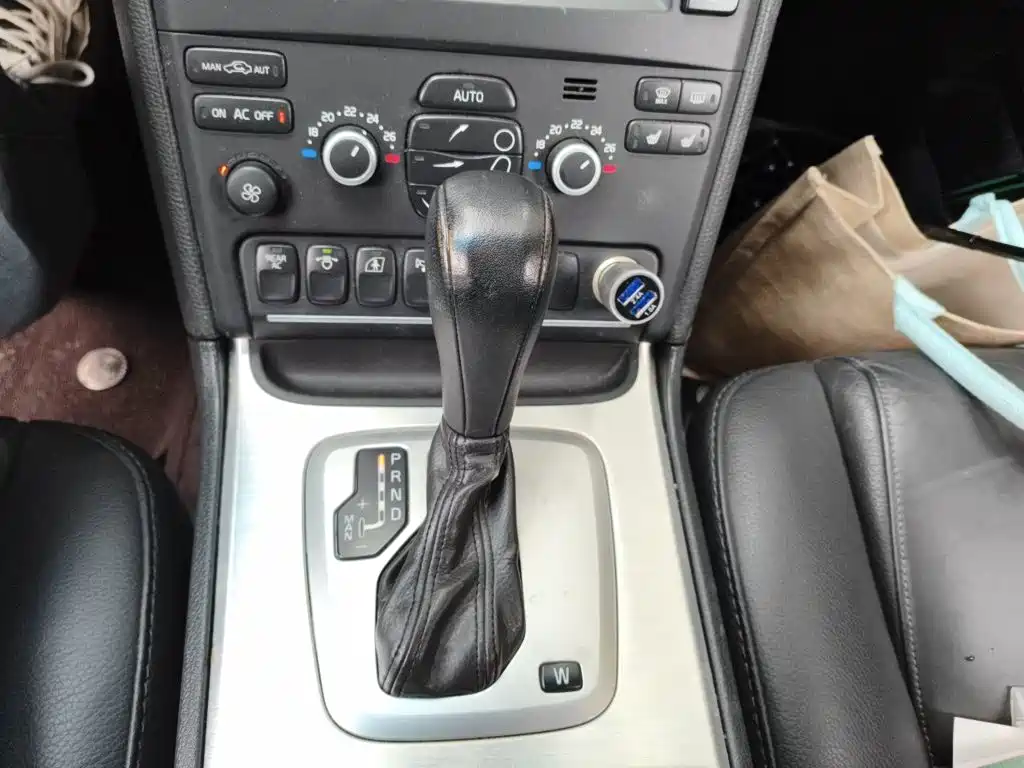 Volvo XC Classic 2016 2014 T5 Luxury Edition