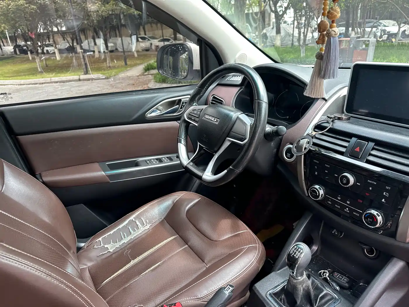 Bisu Auto Bisu T5 2018 2017 1.5T Manual Luxury