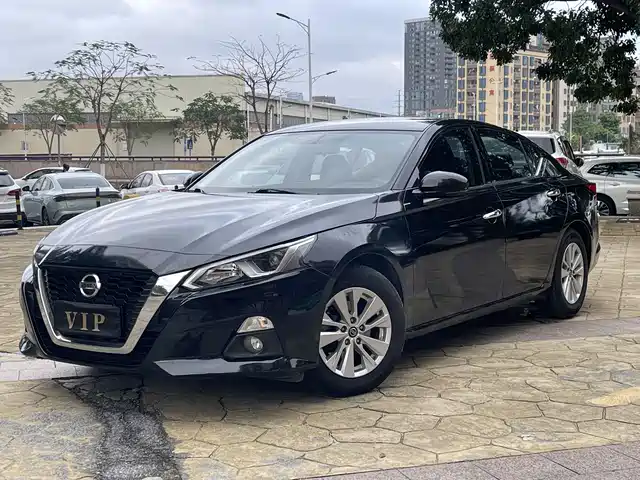 nissan teana