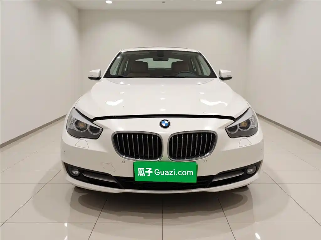 BMW 5 Series GT 2014 528i Leading фото 24