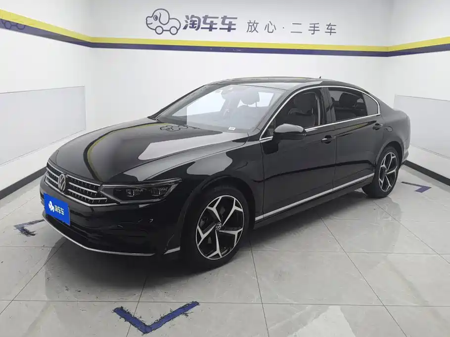 صورة 1 - Volkswagen Magotan