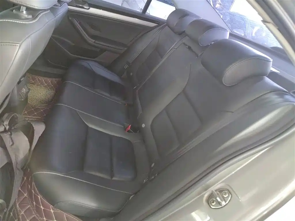 Volkswagen Sagitar 2018 280TSI DSG Comfort фото 17