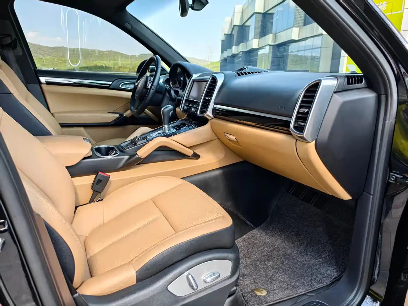 Porsche Cayenne 2011 Cayenne 3.0T фото 11
