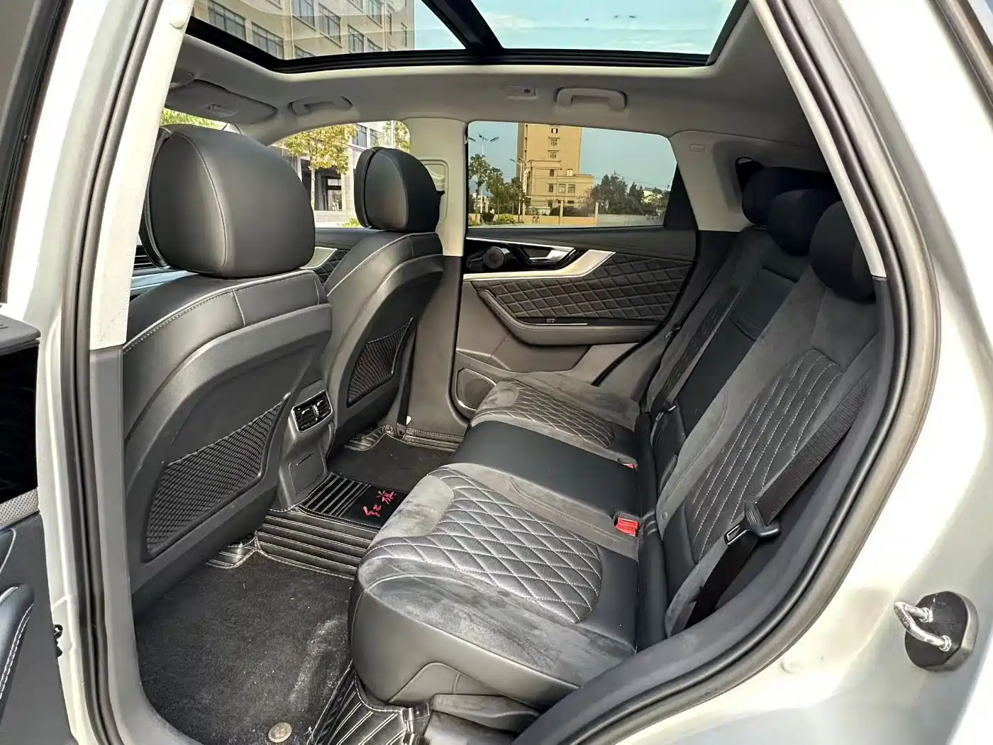 Hongqi HS5 2019 2.0T Smart Connect Enjoy 4WD Edition фото 6