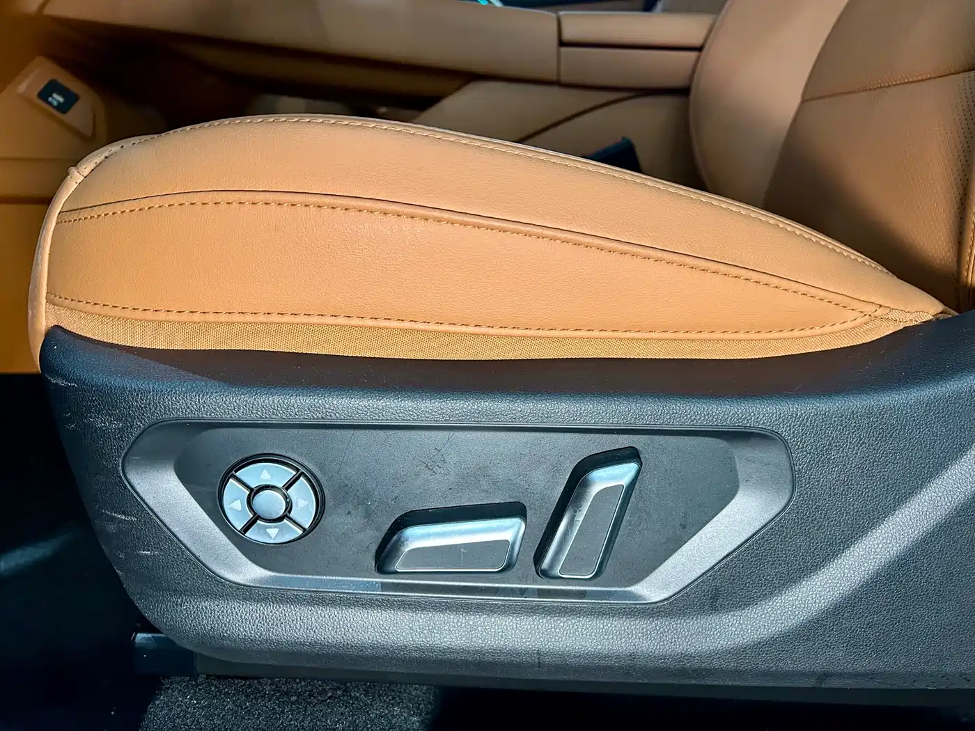 Haval Xiaolong MAX 2025 Hi4 165 Ultra Smart Drive Edition фото 35