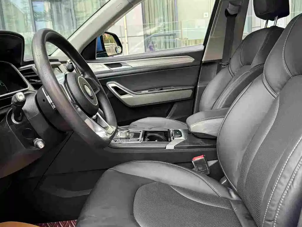 Фото 9 - Zotye X7
