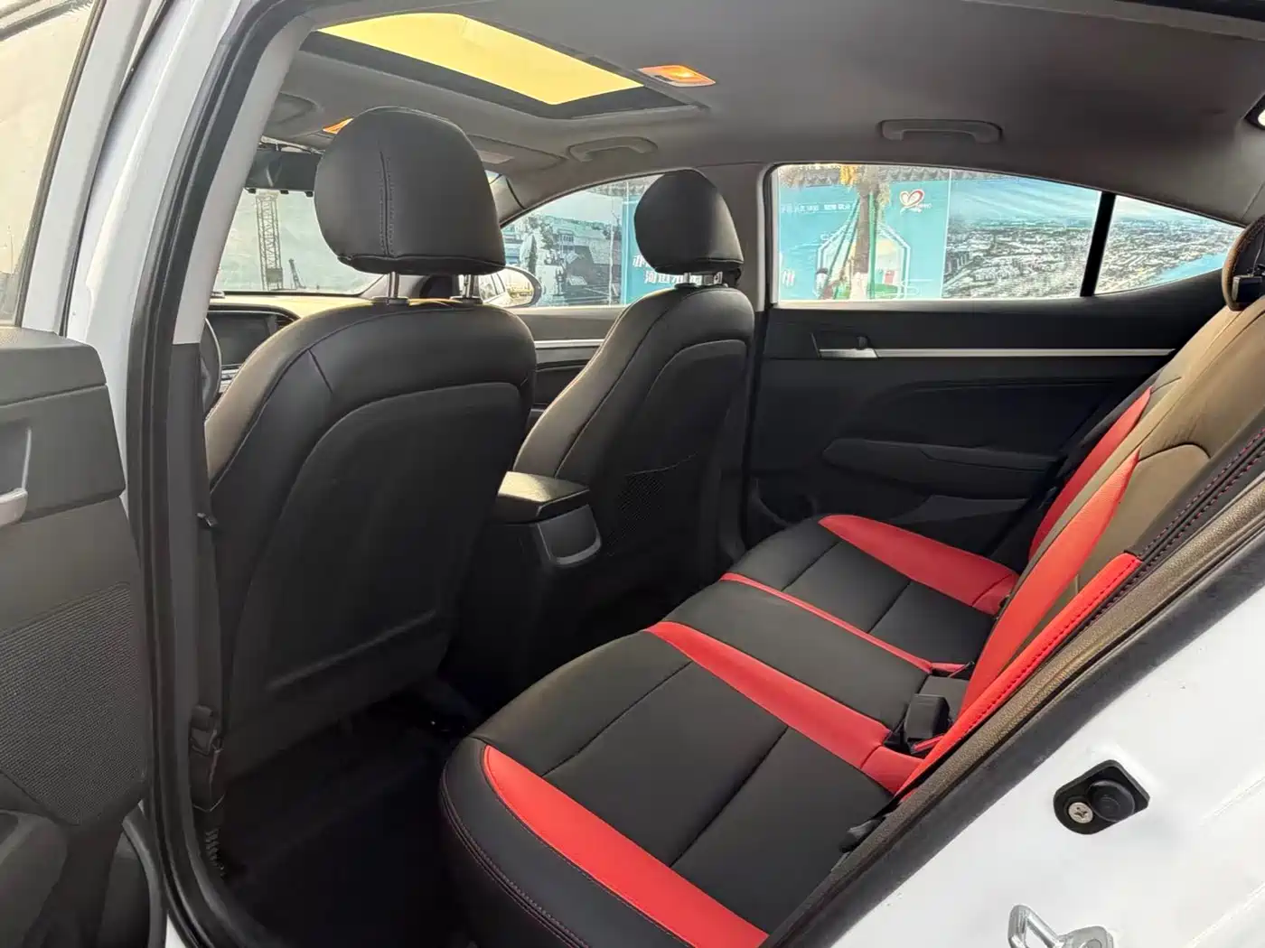 Hyundai Elantra 2016 Model 1.6L Automatic Smart Elite фото 9