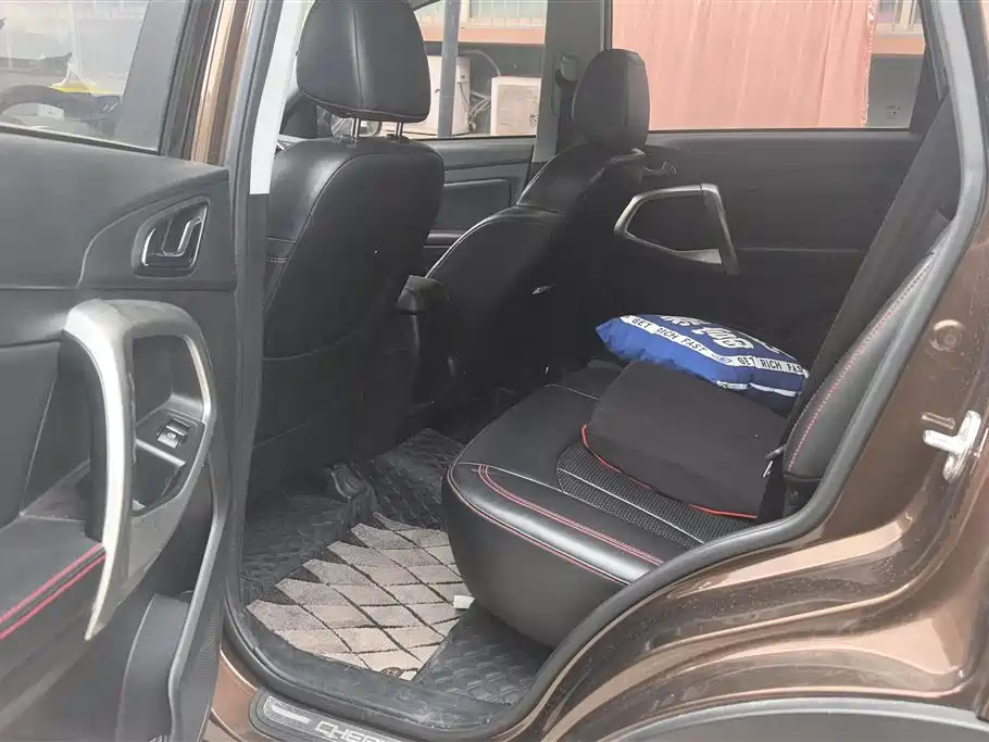 CHERY TIGGO 5