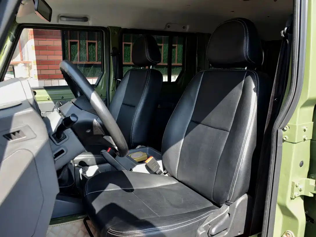 BAW (Beijing Automobile Works) Warrior 2018 2.0T 5-Door 4WD Gasoline (China V) фото 16