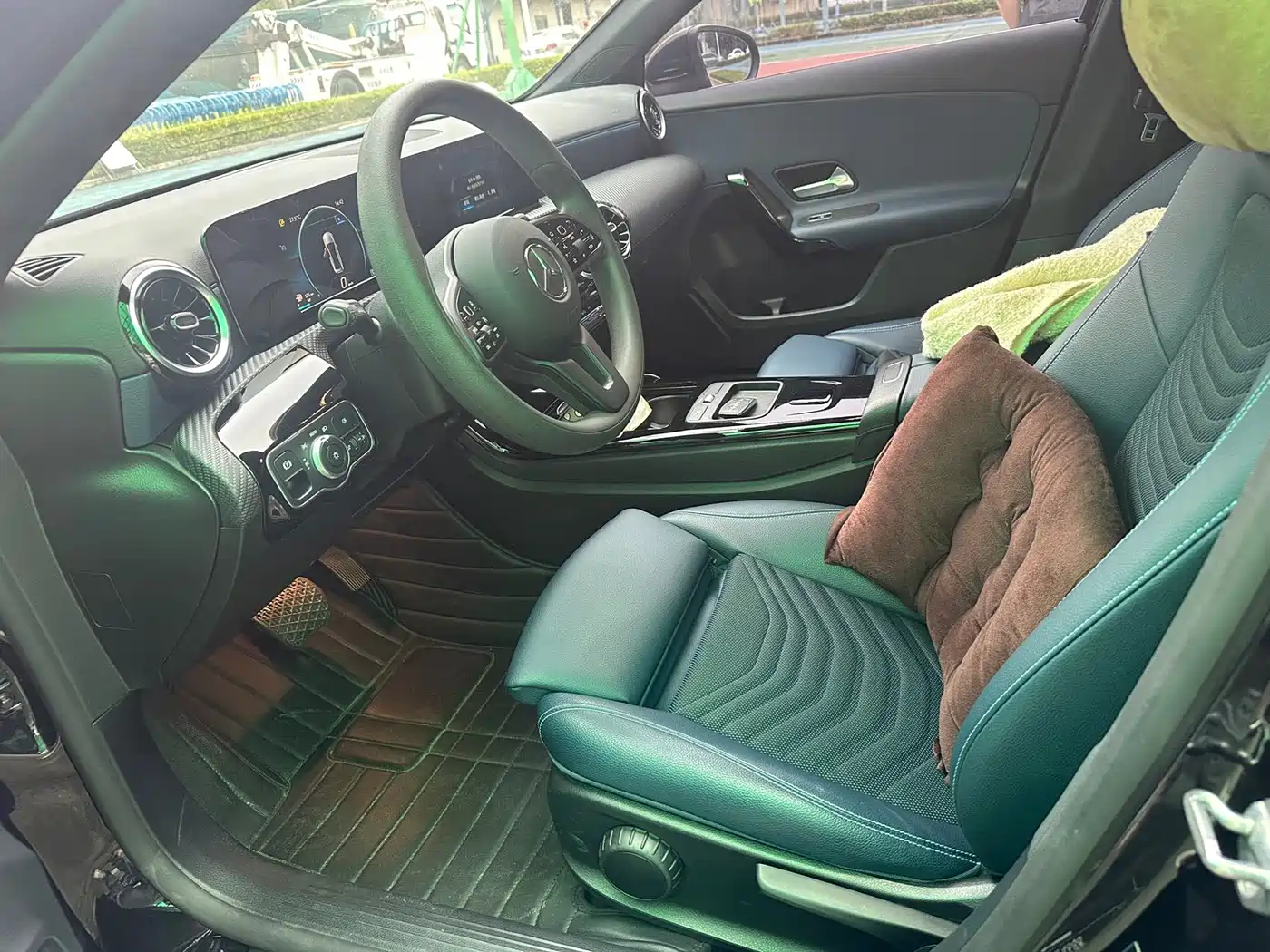 Mercedes-Benz A-Class 2021 Facelift A 180 L Sport Sedan фото 7