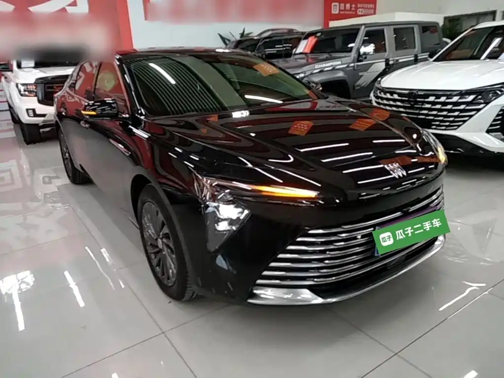 Buick LaCrosse 2025 2025 Model 28T Platinum Edition