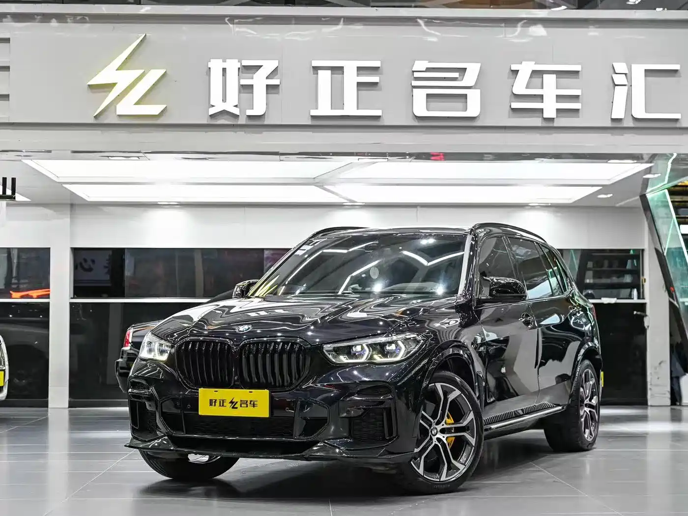BMW X5 2022 Model xDrive 40Li M Sport Package фото 3