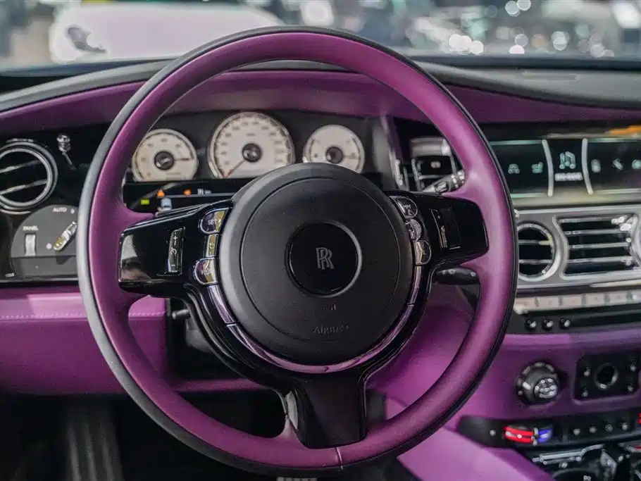 Rolls-Royce Wraith 2018 6.6T Standard фото 18