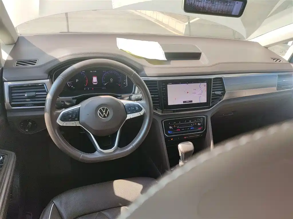 Volkswagen Viloran 2020 380TSI Premium фото 12