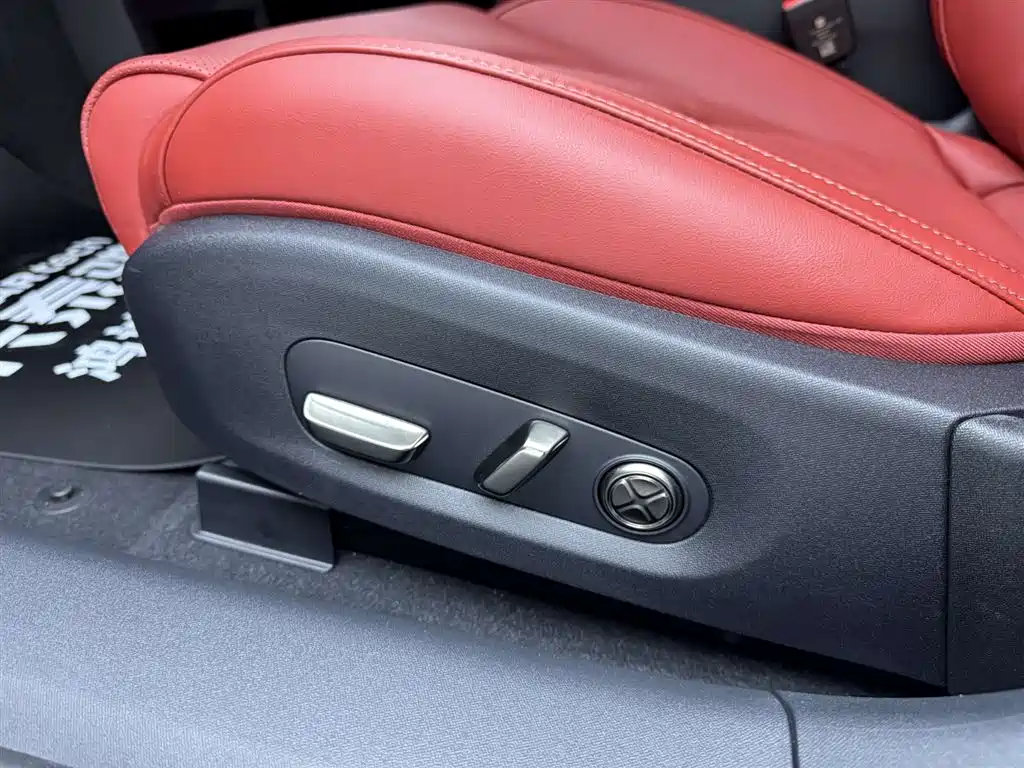 Xiaomi Auto Xiaomi SU7 2024 RWD Ultra Long Range Advanced Smart Driving Pro Edition фото 15