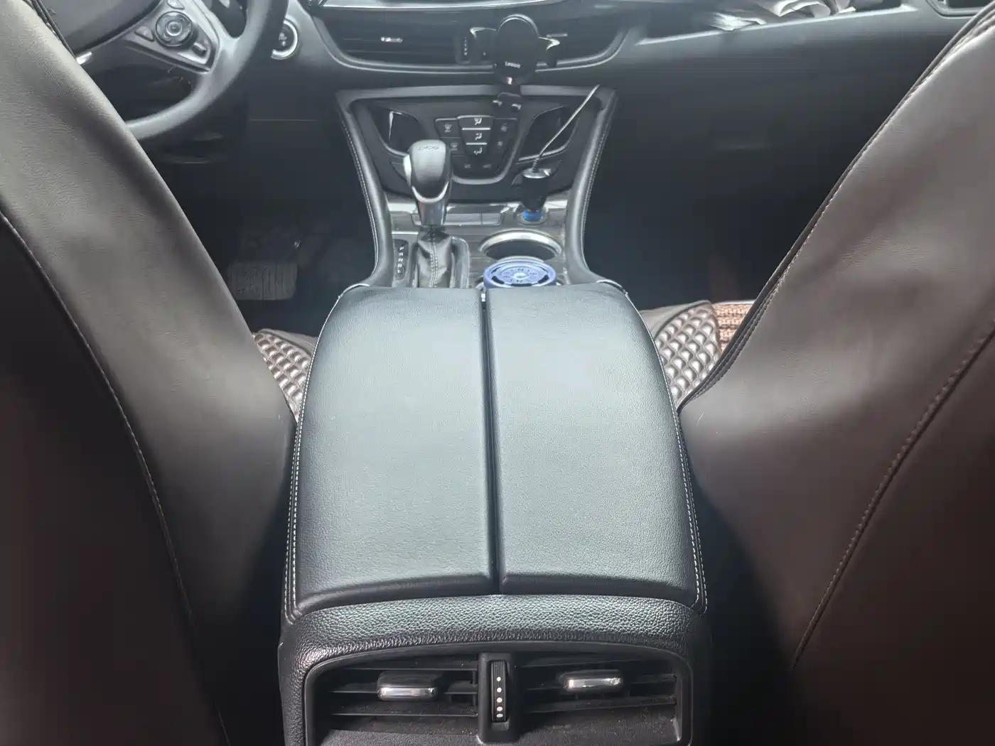Buick Envision Plus 2019 20T FWD Leading Model China VI фото 6