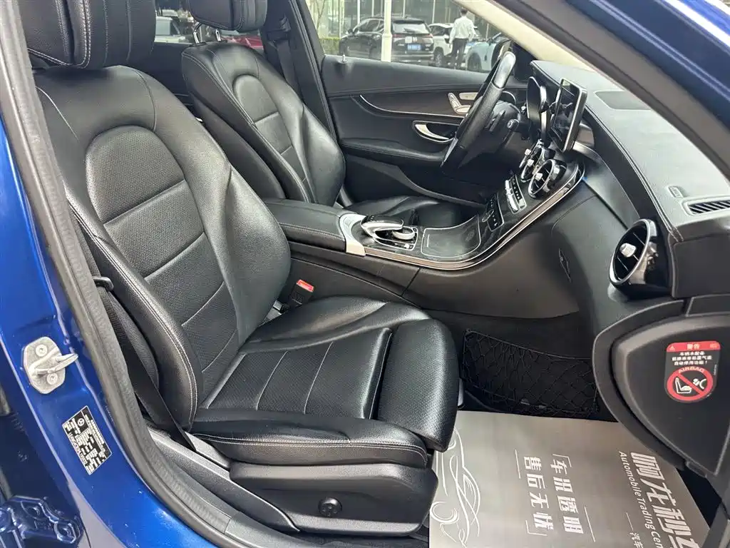 Mercedes-Benz C-Class 2017 C 200 L Sport фото 28
