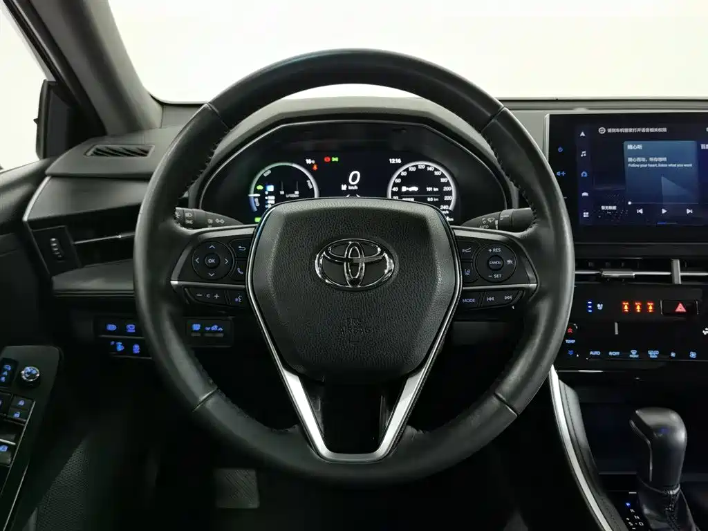 Toyota Avalon 2023 Hybrid 2.5L XLE Premium Edition фото 11