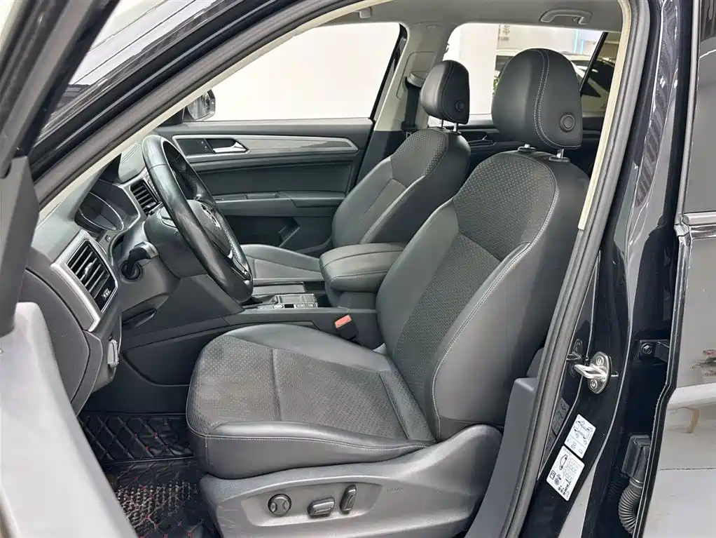 Volkswagen Teramont 2017 330TSI 2WD Comfort Edition фото 8