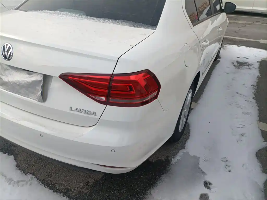 VOLKSWAGEN LAVIDA