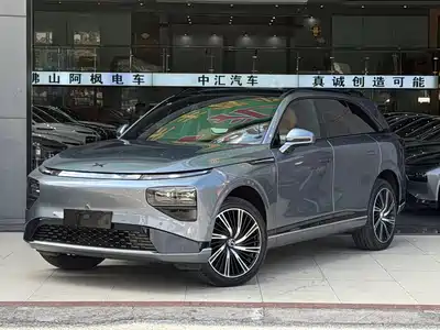 Xpeng G9