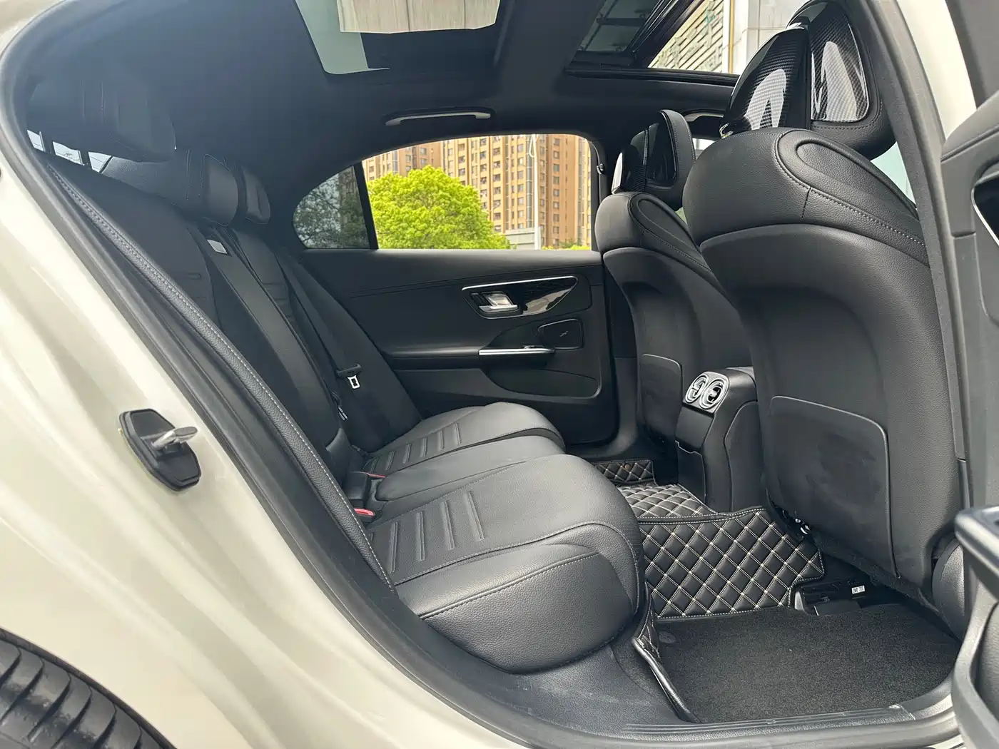 Mercedes-Benz C-Class 2024 C 260 L 4MATIC Sport фото 16