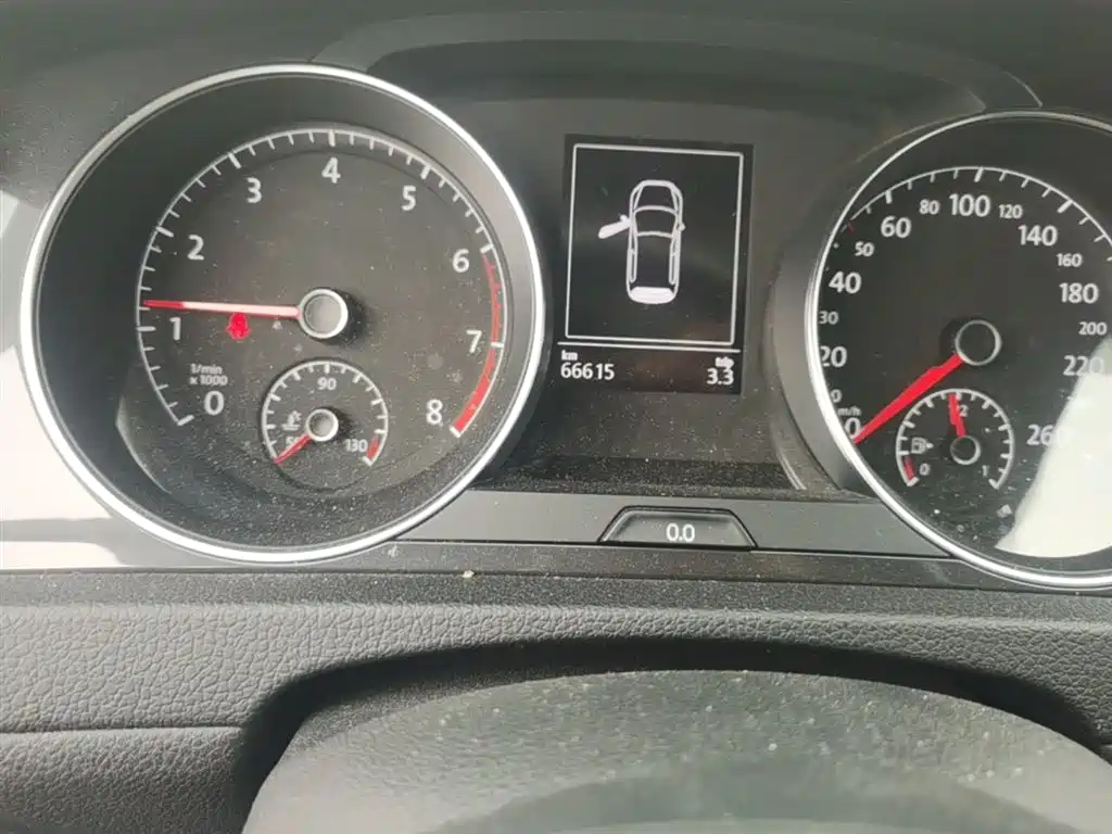 Volkswagen Golf 2018 1.6L Automatic Comfort фото 5