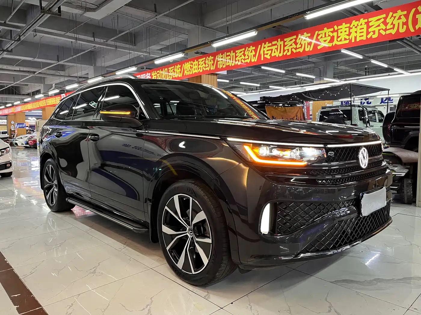 Volkswagen Talagon 2024 Model 380TSI 4WD R-Line Grand Touring Edition фото 6