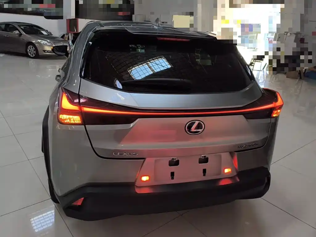 Lexus UX 2021 2020 260h Explore Cool Edition