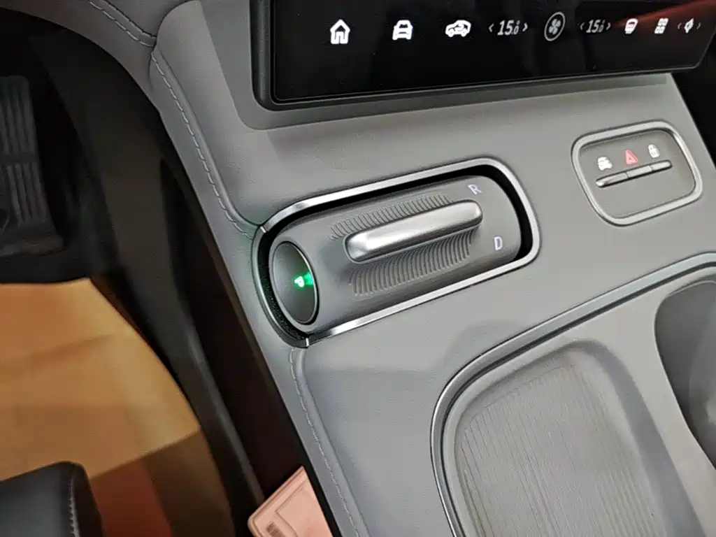 NIO EC6 2025 2024 75kWh
