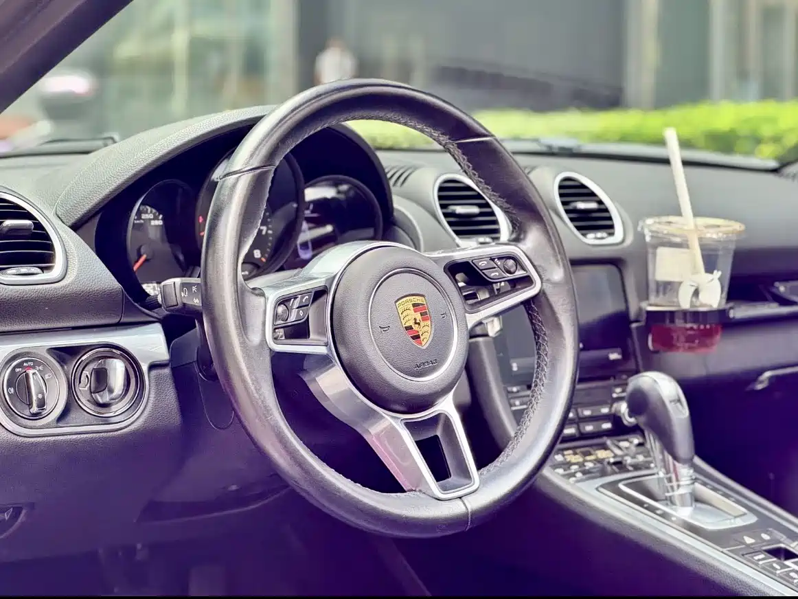 Porsche 718 2020 Boxster 2.0T фото 18