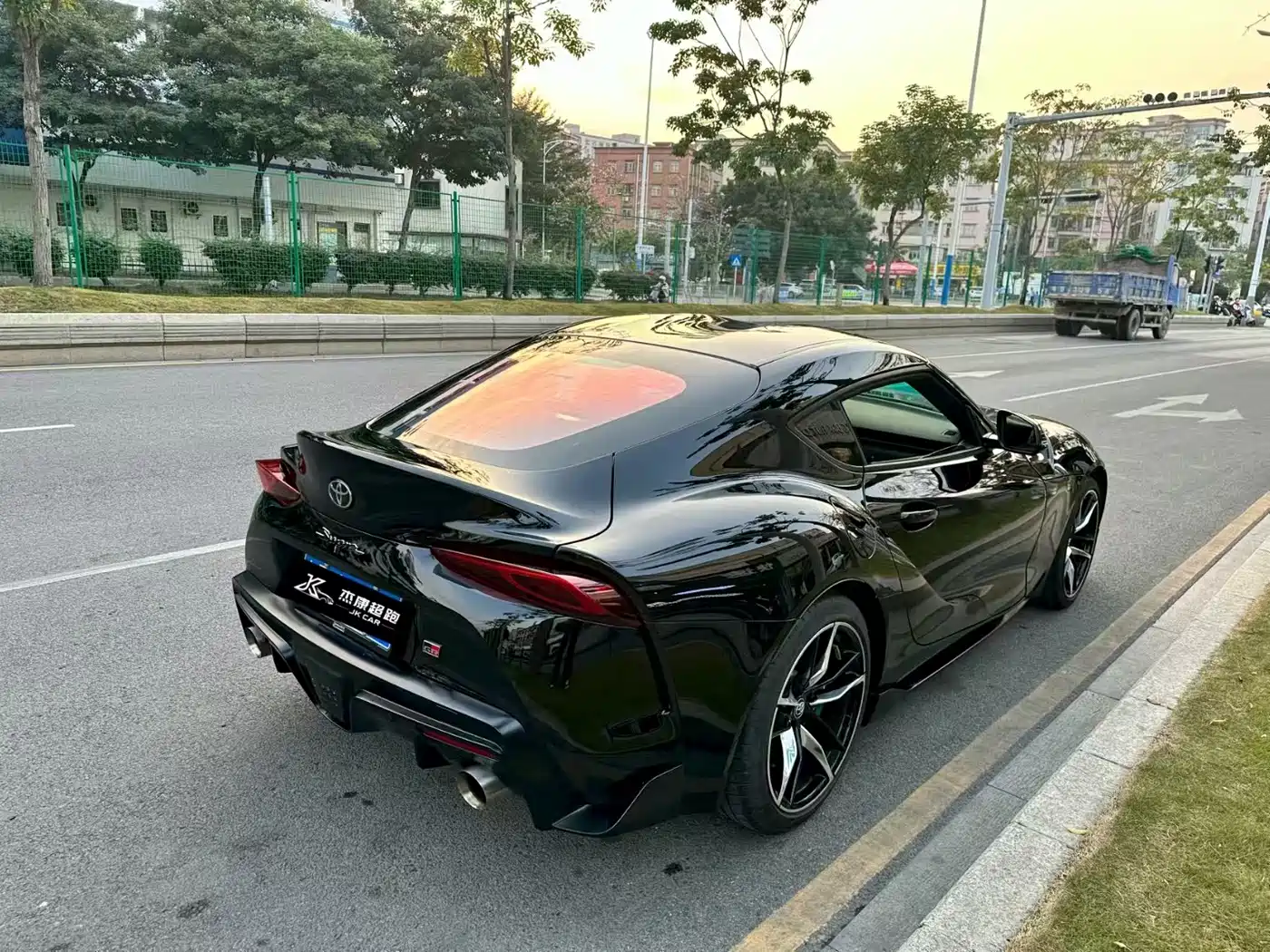Toyota Supra 2021 GR SUPRA 3.0T Standard фото 2
