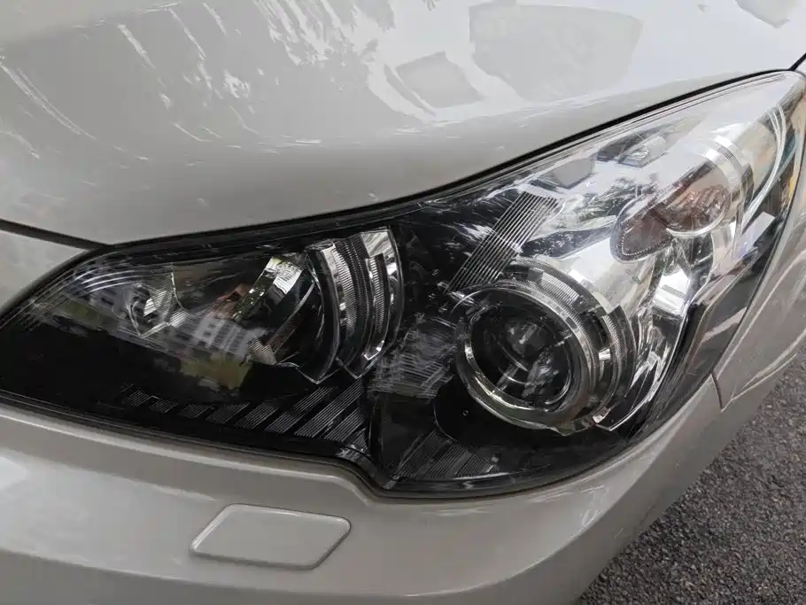 Photo 5 - Subaru Outback