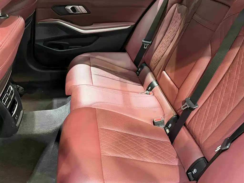 BMW 3 Series 2022 320Li M Sport Package фото 11