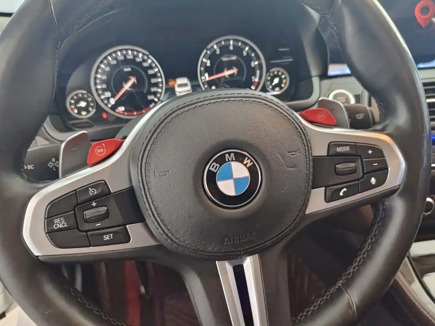 BMW 5 Series 2017 525Li Luxury Design Package фото 15