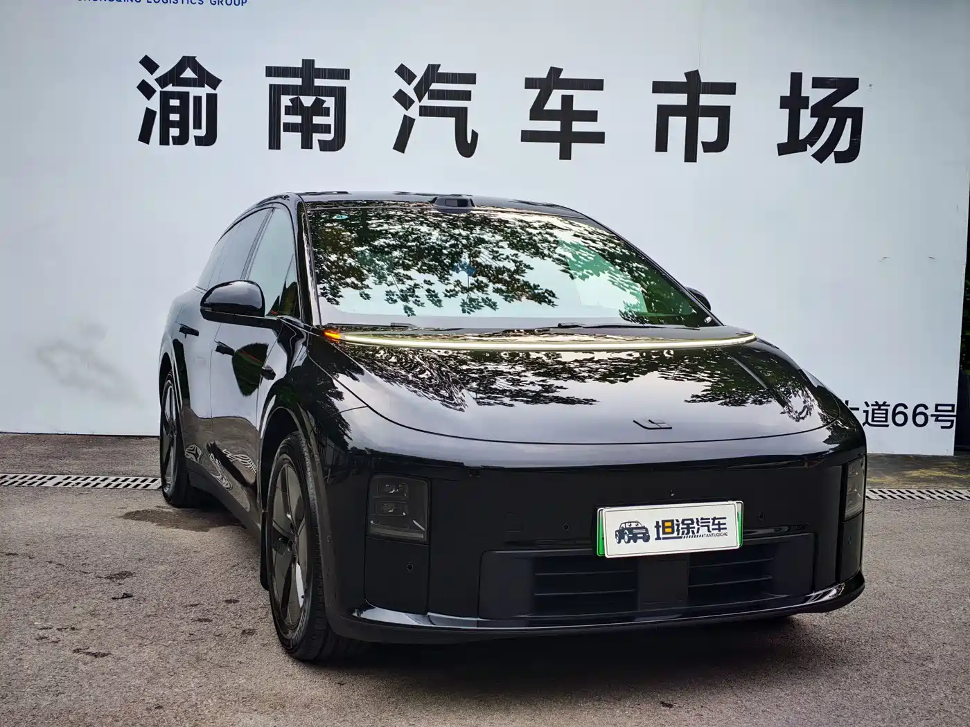 Li Auto i6 2026 2025 2WD Base Model