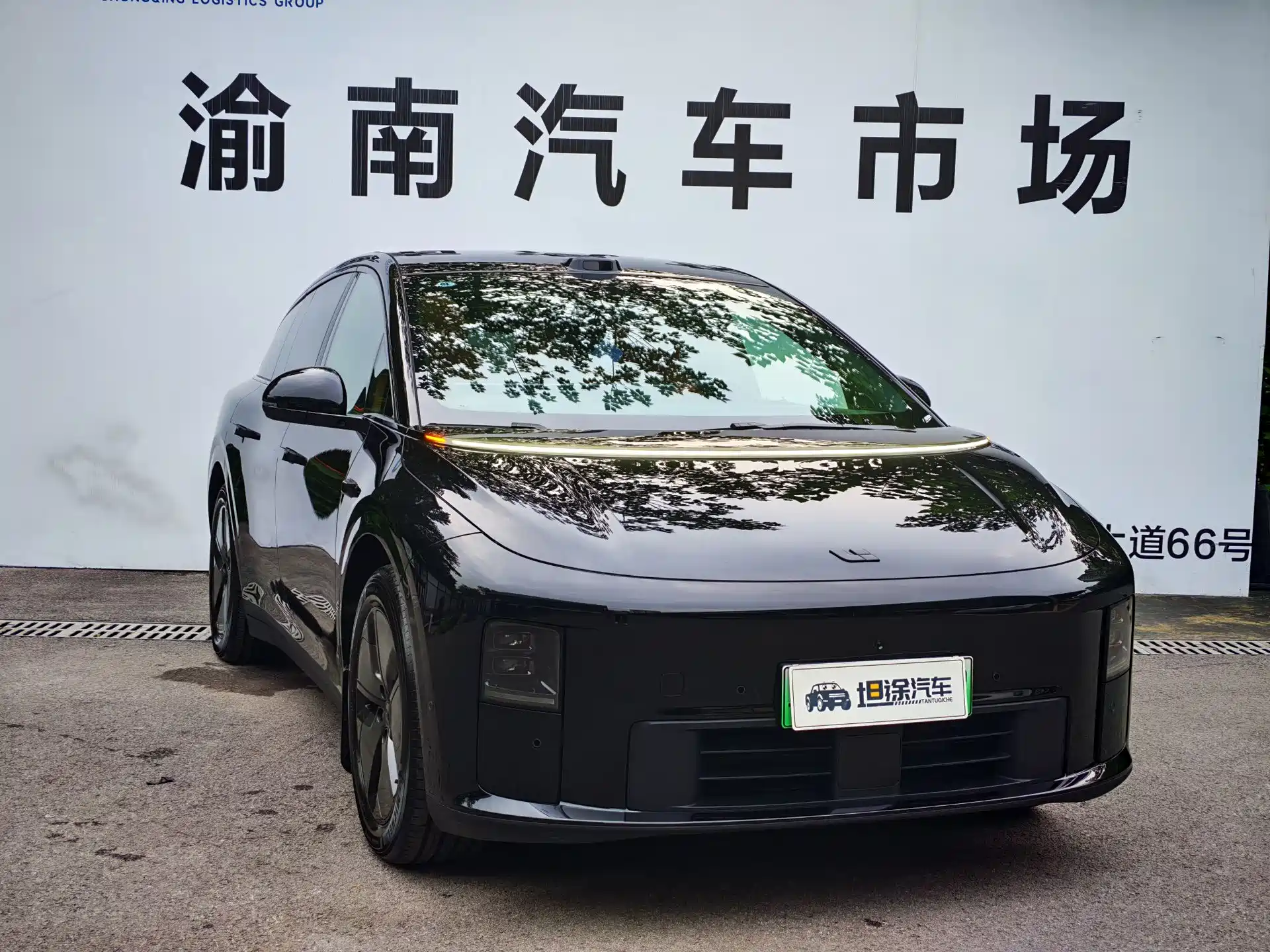 Фото 3 - Li Auto i6
