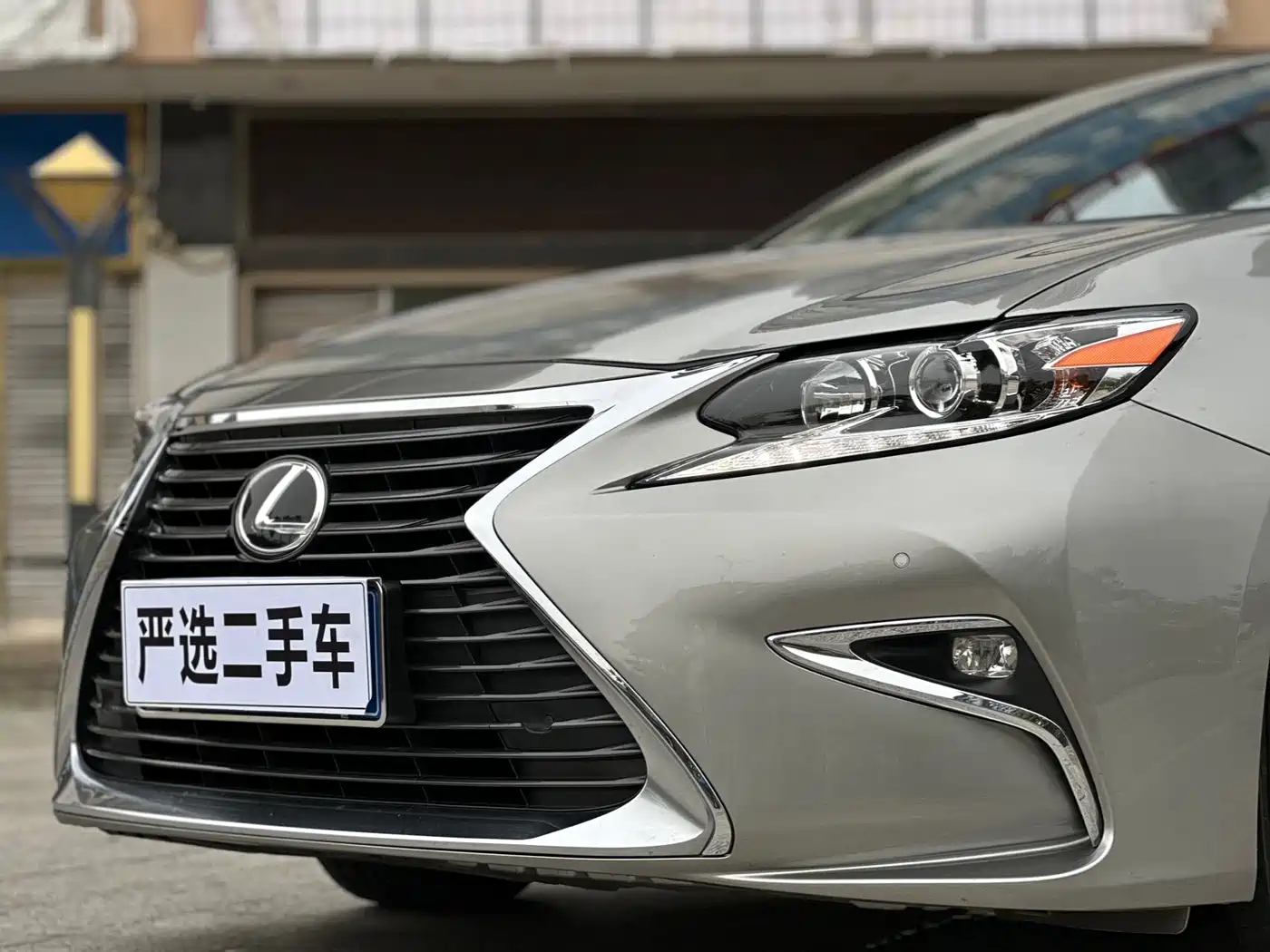 Lexus ES 2015 200 Elite Edition фото 10
