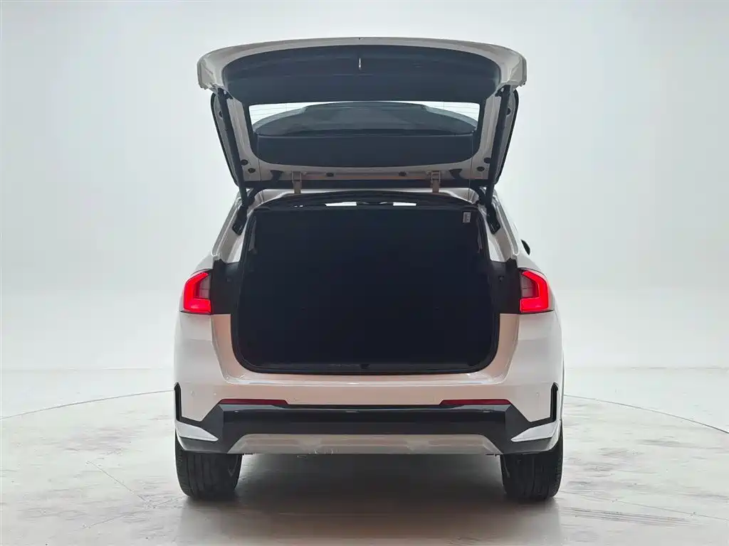BMW X1 2023 sDrive20Li X Design Package фото 8