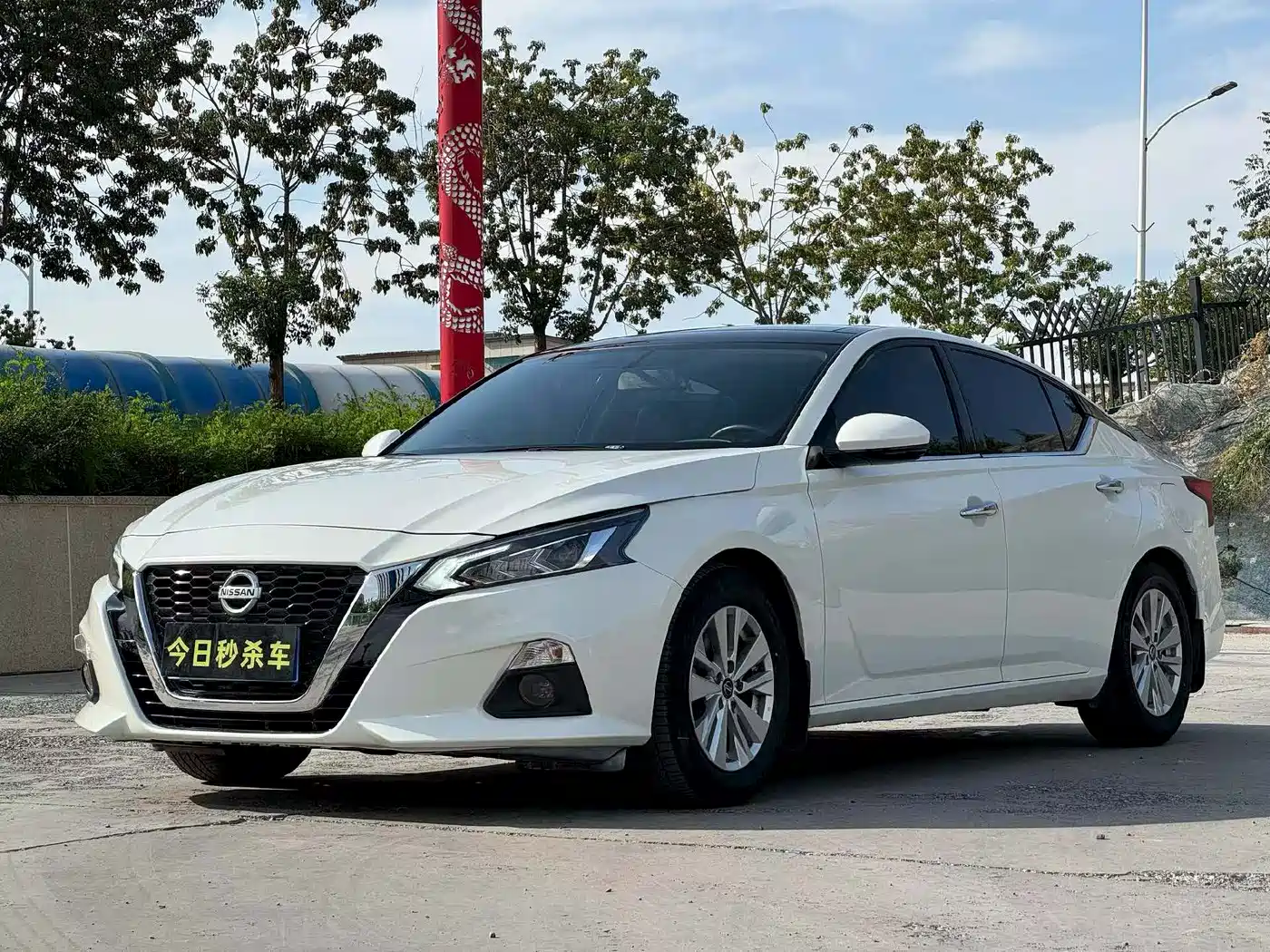 Фото 1 - Nissan Teana