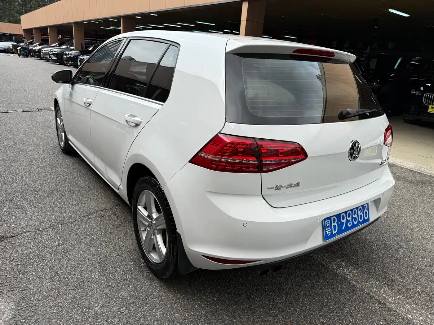 Volkswagen Golf 2014 1.4TSI Automatic Luxury фото 13